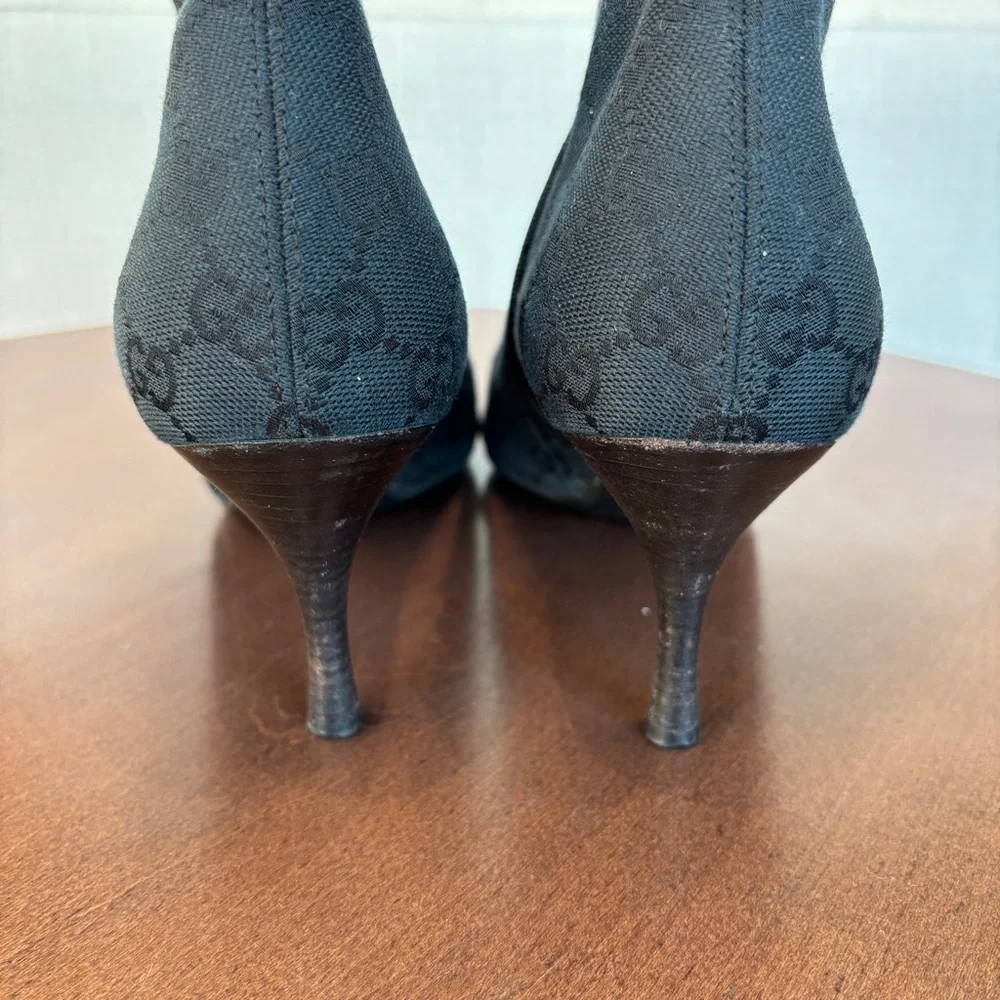 Authentic Vintage Gucci GG Monogram Canvas Pointed Toe Ankle Boots, Size 37. 1/2 - Picture 10 of 13